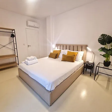 Firstfloorby22 Matosinhos (Porto)