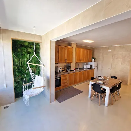 Firstfloorby22 * Matosinhos (Porto)