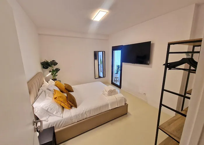 Firstfloorby22 马托西纽什