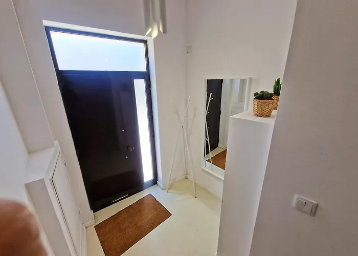 Firstfloorby22 아파트